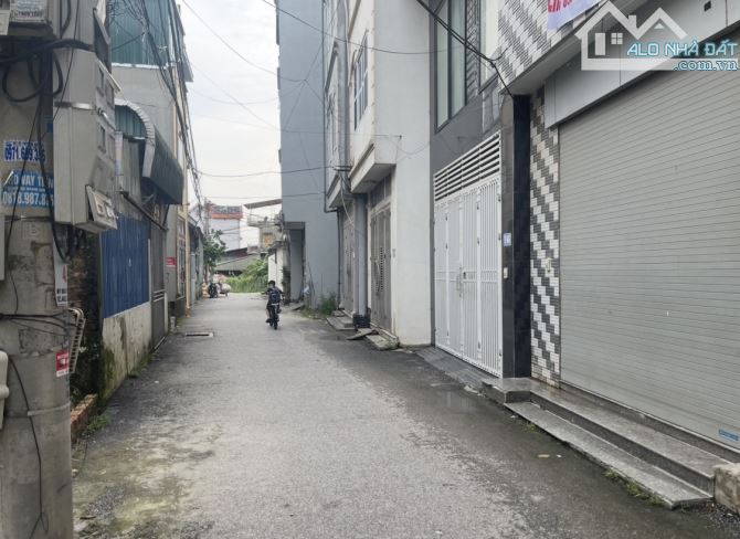 Bán đất Yên Nghĩa, Hà Đông, 48m2, ôtô đỗ cửa, ra đường chính chỉ 10m, giá rẻ đầu tư - 2