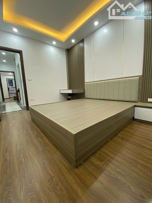 Bán nhà cầu Hữu Hòa 43m, 5 tầng, 6.9 tỷ - 2