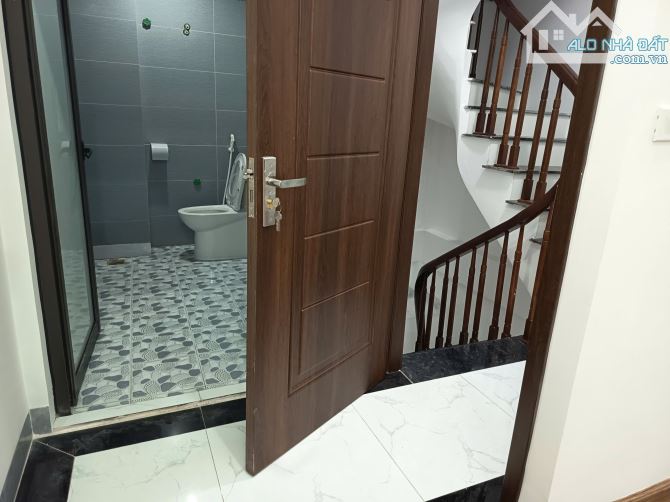 BÁN NHÀ HẠNH ĐÀN – 5 TẦNG ĐẸP – GIÁ CHỈ 4.65 TỶ - 2