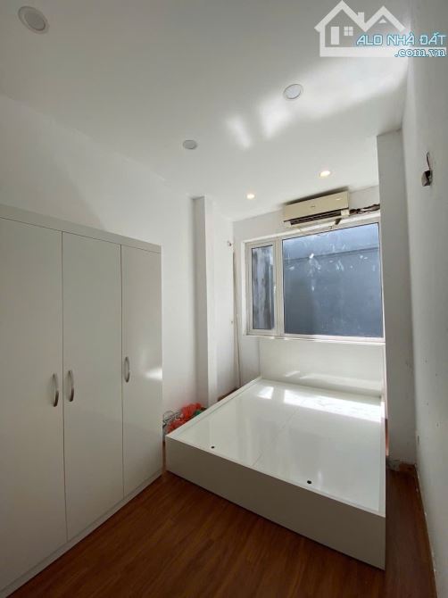 GIẾNG MỨT , 46M² , GIÁ ĐẦU TƯ , 5PN VỪA Ở VỪA CHO THUÊ , SÁT CHỢ MƠ , GẦN Ô TÔ , 6,99 TỶ - 2