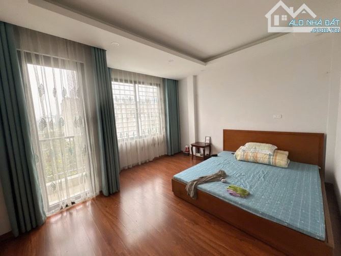 Bán Nhà Cổ Nhuế BTL Cạnh KĐT Resco 38m 4 Tầng Lô Góc Ô Tô 8,5 tỷ - 2