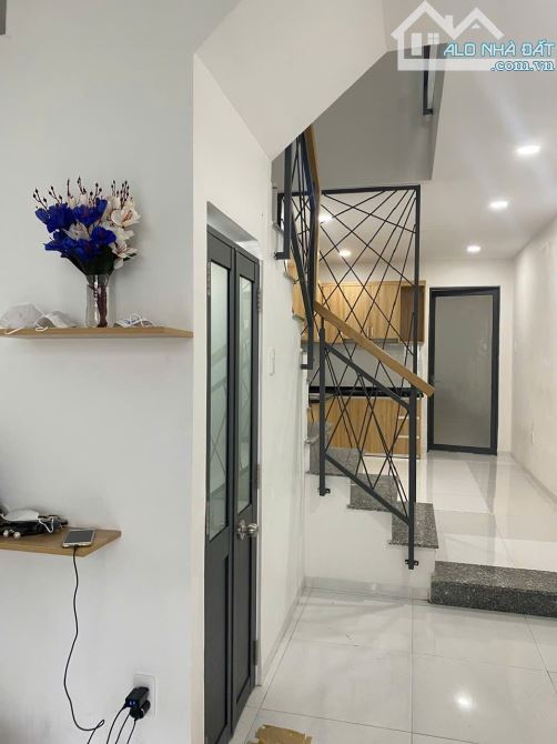 Cần bán nhà 2 tầng căn góc đẹp, đường Ngô Đến, Nha Trang giá bán 2,5 tỷ - 4