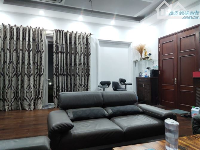 Nhà đẹp Nguyễn Trãi – sát Ga Tàu – 3 mặt thoáng – ở sướng, đầu tư lời to - 3