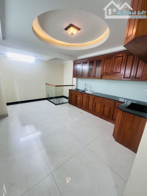 Bán nhà 5tầng đường Lê Đức Thọ phường 6 quận gò vấp - 3