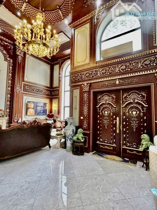 Bán biệt Thự Đẹp Như cung điện dát vàng_ 180m2 đông nam - 3