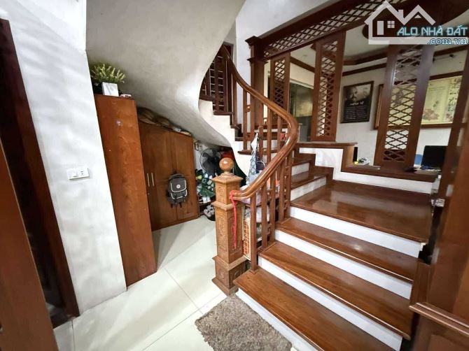 Bán BT Đường La Dương , dt 197 m2, 4 t, mt 11 m. Gia ban 29.9 tỷ  BIỆT THỰ NGHỈ DƯỠNG - 3