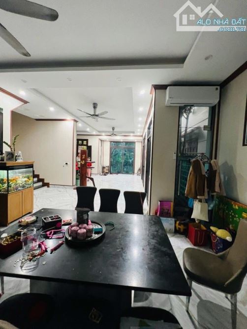 BIỆT THỤ SÂN VƯỜN ĐẸP  NHẤT VĨNH PHÚC- BA ĐÌNH, 145M2 MT 8.2M, BẢO VỆ TRỰC 24/7, GIÁ 45 TỶ - 3