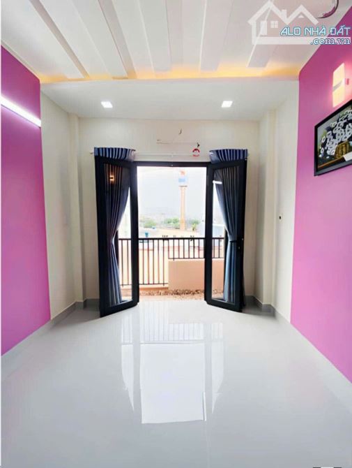 Chỉ 2 tỷ 7 có ngay nhà 3 tầng - hẻm 3.5m - Quận 8 gần cầu Chà Và. - 3