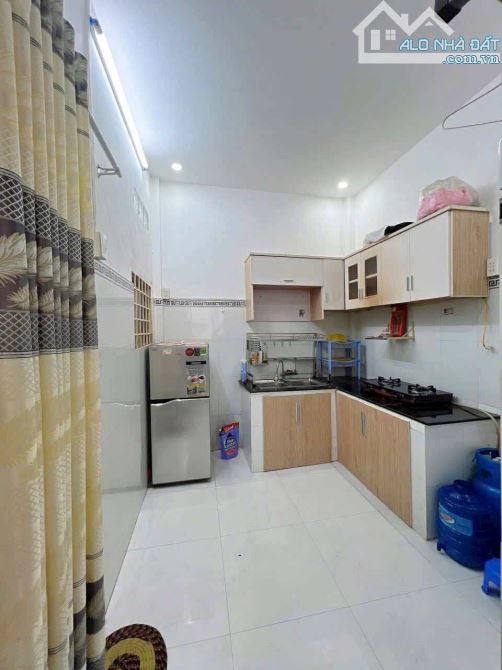 Bán nhà 1 lầu hẻm 137 đường Hoàng Văn Thụ 1,8 tỷ - 3