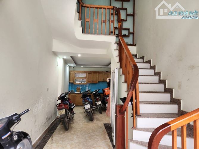 Nhà đẹp Phú Đô 5 Tầng kiên cố - 43m² Ô tô đỗ cửa - Lô Góc -Full Nt - giá chỉ 7,9 tỷ. - 3
