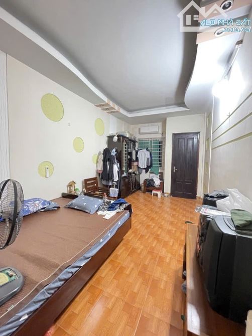 Bán Khương Đình - Thanh Xuân, Ngõ nông , vài bước ra phố, 30m2,5 tầng, nhỉnh 6 tỷ - 3