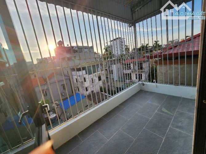 Bán nhà Phú Thượng 4 tầng dân xây, ngõ nông, ô tô gần giá 4,8 tỷ - 4