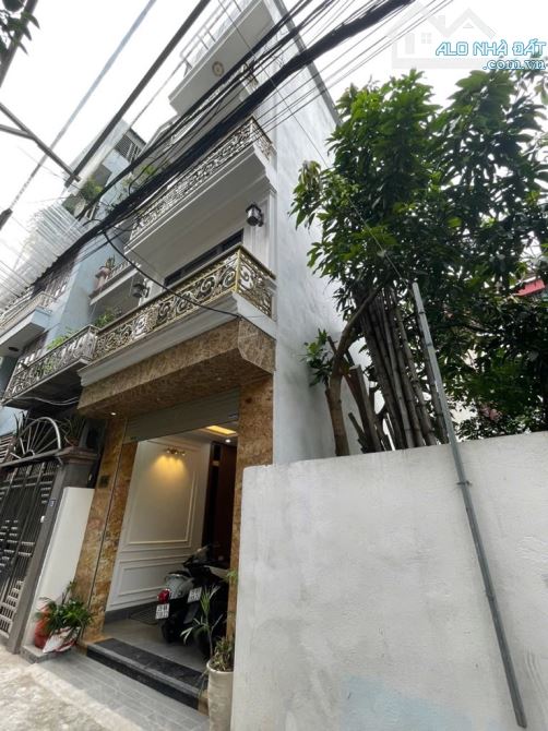 Bán nhà Nguyễn Văn Cừ 55m 5 tầng nhỉnh 11 tỷ. Mặt ngõ - 4