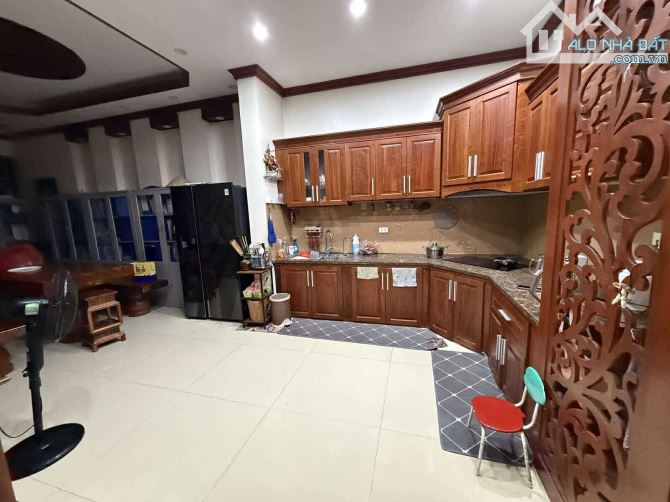 Bán BT Đường La Dương , dt 197 m2, 4 t, mt 11 m. Gia ban 29.9 tỷ  BIỆT THỰ NGHỈ DƯỠNG - 4