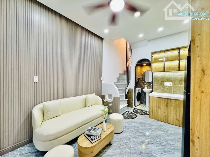Bán Nhà Hẻm 3 Gác Phú Nhuận-3.2m x 6m -4Tầng-Giá 4,88 Tỷ - 4