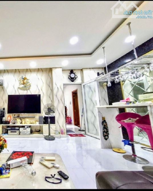 BIỆT THỰ LONG LANH VEIW XANH BÁT NGÁT! MT sát Tạ Quang Bửu Quận 8 Ngang 8x16m Nhỉnh 25 Tỷ - 4