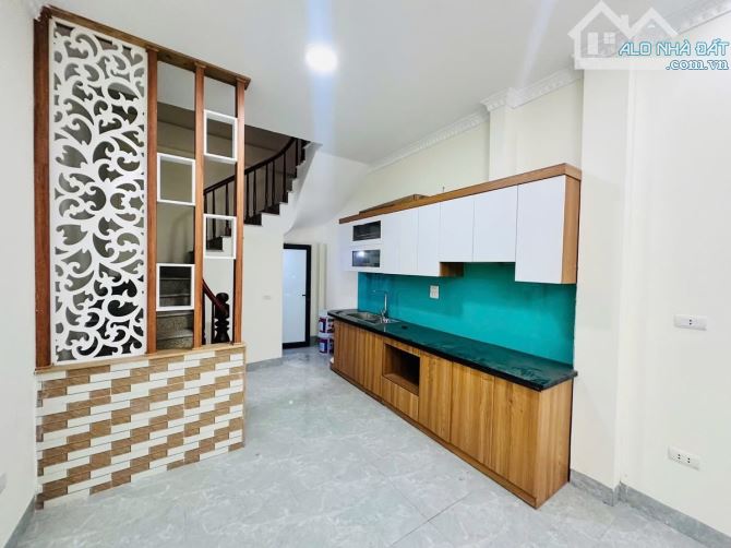 🔥🔥TẦM TIỀN BAY NHANH-NGÕ RỘNG 3M-NHÀ ĐẸP KEENG-SÁT PHỐ Ở NGAY-Hồ Tùng Mậu  5T Nhỉnh 7Tỷ - 4