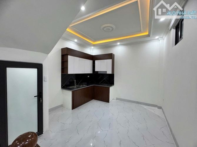 🔥Mỹ Đình – Nhà 6 tầng – 33m² – Lô góc 2 thoáng – 5 phòng cho thuê – Ô tô vào – Giá 7.5 Tỷ - 4