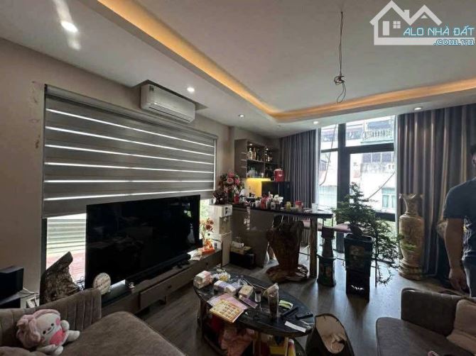 SIÊU PHẨM MẶT PHỐ _ NGUYỄN TƯ GIẢN _ HOÀN KIẾM 70M2 x 6 tầng, giá chỉ 23 TỶ - 4