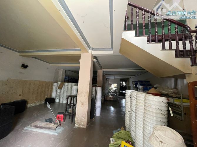 Nhà 2 lầu 120m2 8x15m Đường xe tải tránh nhau - 4
