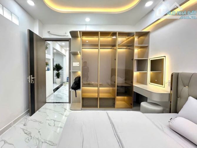 Nguyễn KIỆM P4 PHÚ NHUẬN NHÀ 2 TẦNG BTCT 41.6m2 3PN CĂN GÓC FULL NỘI THẤT CAO CẤP giá 5ty8 - 5