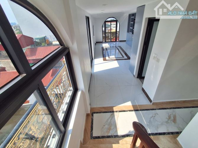Bán nhà Sài đồng, 7 tầng thang máy, Lô góc, 2 oto tránh dt 50m2 - 12.x tỷ - 5