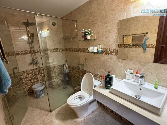 Bán BT Đường La Dương , dt 197 m2, 4 t, mt 11 m. Gia ban 29.9 tỷ  BIỆT THỰ NGHỈ DƯỠNG - 5