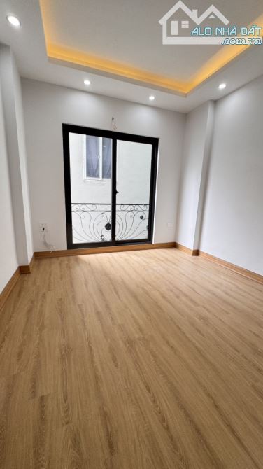 💥KẸO MỀM KHU VỰC - MỚI KÍNH KOONG - DÂN XÂY  - 2 THOÁNG - NỘI THẤT NHẬP KHẨU CAO CẤP. - 5