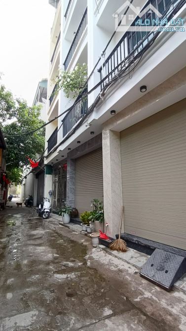 Bán Nhà Cổ Linh -Tư Đình: DT 35m2-Dòng Tiền Gần 10Triệu/Tháng - 5