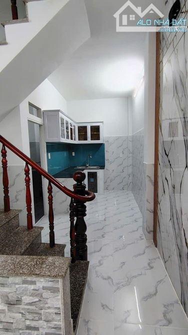 BÁN NHÀ HXH, TRẦN THỊ CỜ, P. THỚI AN, Q12,3.5X10M, 3 TẦNG, 3PN, 2TY290 - 5