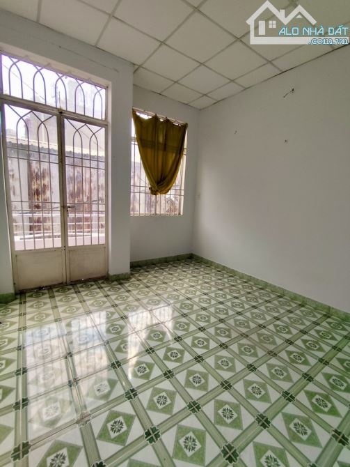 Bán Nhà Trường Chinh, gần Siêu thị PANDORA 40m2, 2 Tầng hẻm xe hơi 4m, chỉ 4 tỷ bl - 5