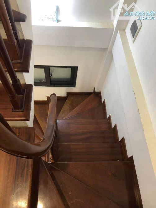BÁN NHÀ SIÊU ĐẸP PHÁO ĐÀI LÁNG NGÕ TO GẦN PHỐ 5 TẦNG 36M2 NỘI THẤT XỊN Ở NGAY NHỈNH 8 TỶ - 6