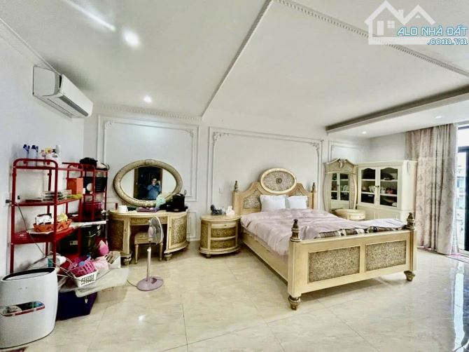 Bán biệt Thự Đẹp Như cung điện dát vàng_ 180m2 đông nam - 6