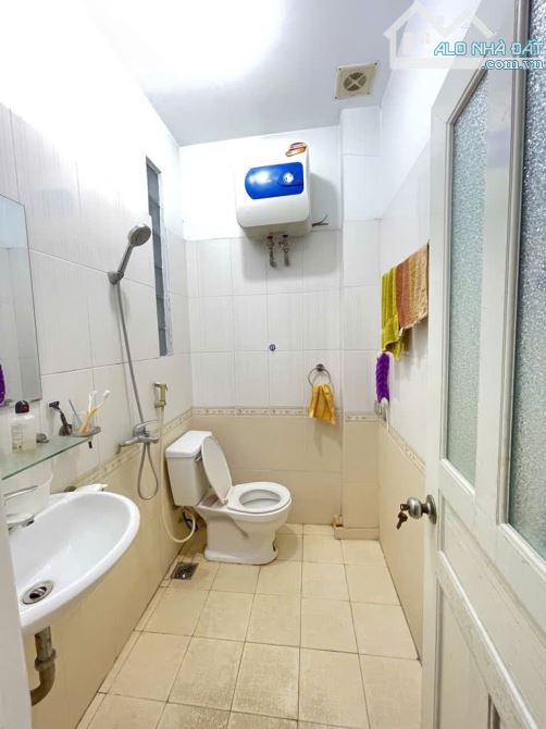 Bán Khương Đình - Thanh Xuân, Ngõ nông , vài bước ra phố, 30m2,5 tầng, nhỉnh 6 tỷ - 6