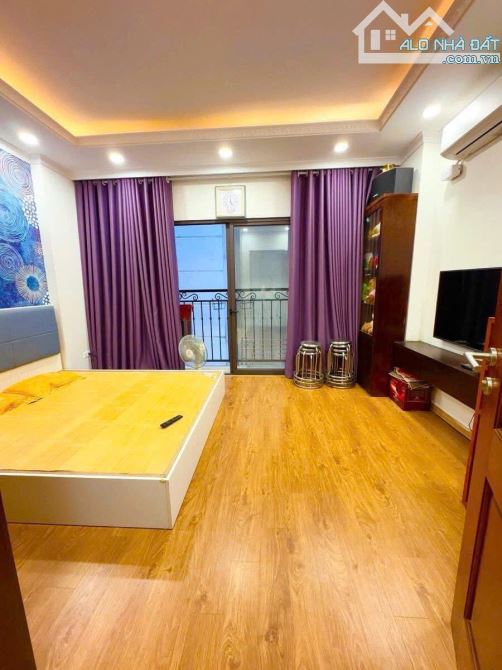BÁN NHÀ SIÊU ĐẸP PHÁO ĐÀI LÁNG NGÕ TO GẦN PHỐ 5 TẦNG 36M2 NỘI THẤT XỊN Ở NGAY NHỈNH 8 TỶ - 7