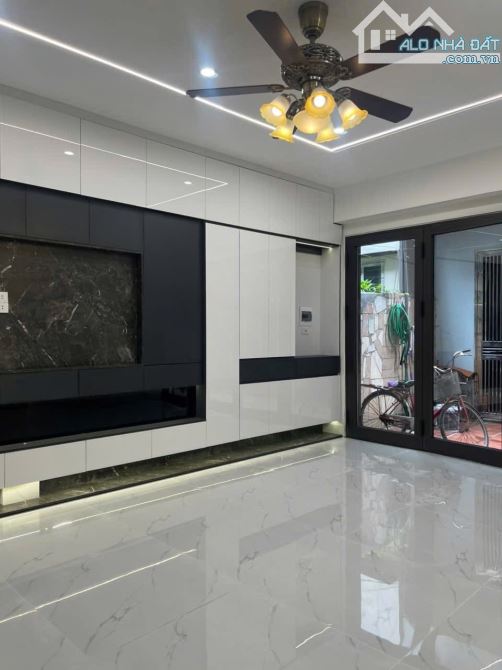 🏡 Thạch Bàn – 39m² – 6 tầng – Thang máy – Giá 8,5 TỶ - 7