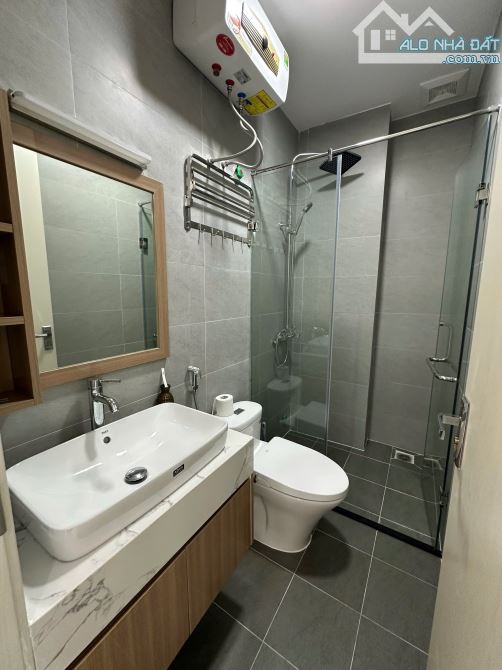 PHÂN LÔ HOÀNG QUỐC VIỆT - Ô TÔ TRÁNH - THANG MÁY KÍNH- NHÀ 2 MẶT NGÕ - DT62m2 - 7