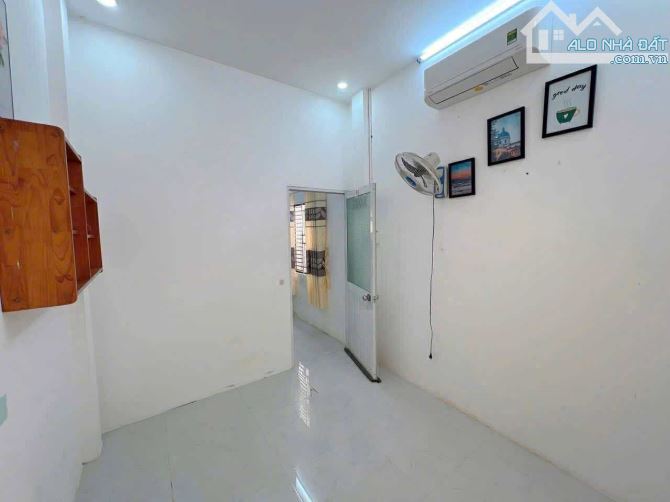 Bán nhà 1 lầu hẻm 137 đường Hoàng Văn Thụ 1,8 tỷ - 7