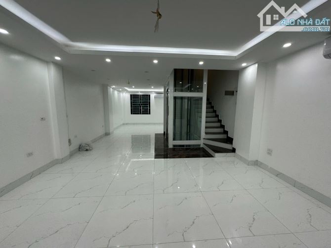 PHÂN LÔ HOÀNG QUỐC VIỆT - Ô TÔ TRÁNH - THANG MÁY KÍNH- NHÀ 2 MẶT NGÕ - DT62m2 - 8