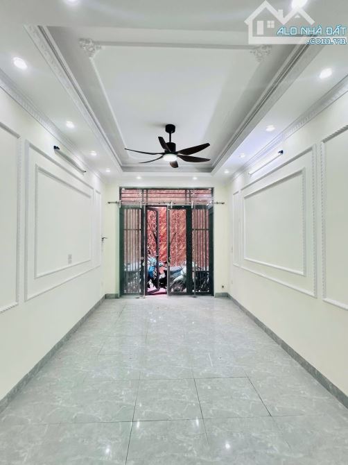 🔥🔥TẦM TIỀN BAY NHANH-NGÕ RỘNG 3M-NHÀ ĐẸP KEENG-SÁT PHỐ Ở NGAY-Hồ Tùng Mậu  5T Nhỉnh 7Tỷ - 8