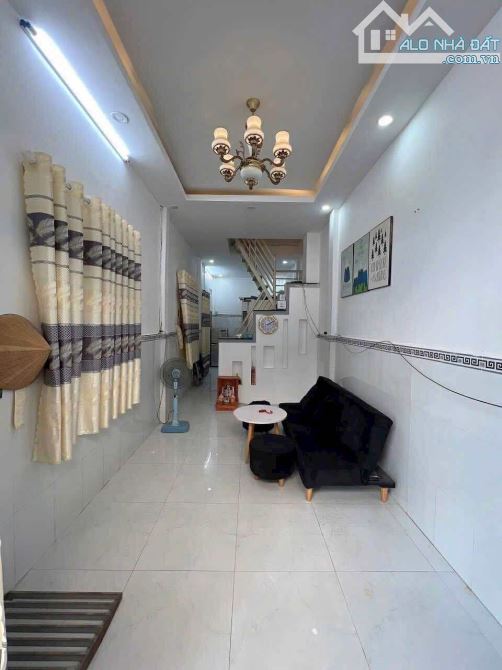 Bán nhà 1 lầu hẻm 137 đường Hoàng Văn Thụ 1,8 tỷ - 8