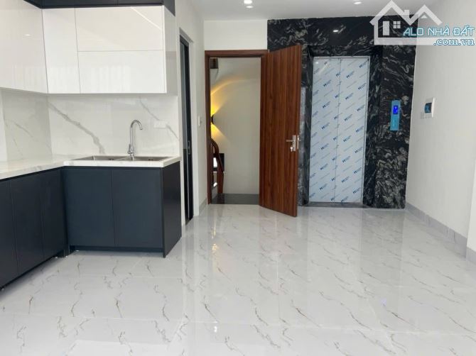 🏡 Thạch Bàn – 39m² – 6 tầng – Thang máy – Giá 8,5 TỶ - 9