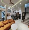 NHÀ ĐẸP GẦN PHỐ – 4 TẦNG Ở NGAY – FULL NỘI THẤT – CÁCH ROYAL 300M