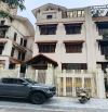 ❤️CHO THUÊ Biệt Thự Nguyễn Chánh, DT 130m, 4 tầng 1 hầm, MT 8m, NHÀ ĐẸP, 40tr/tháng