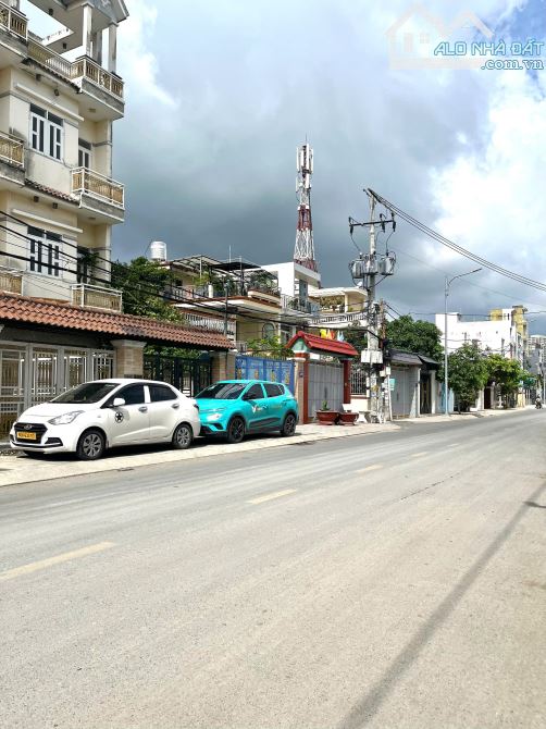 Bán nhà MT Dương Cát Lợi, TT Nhà Bè. 124m2 - ngang 5m, full nội thất, hơn 11 tỷ.