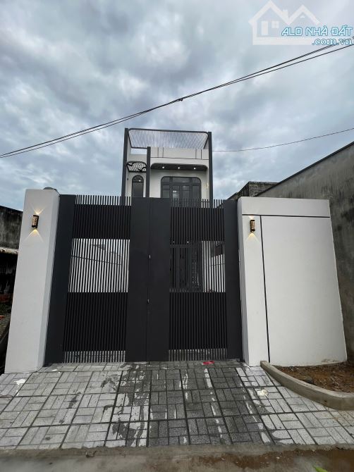 Chỉ 2.6 tỷ nhà shr 1tr 1 lầu 5x29 có hòan công.. Cách Giồng Lớn Mỹ Hạnh Nam Long An