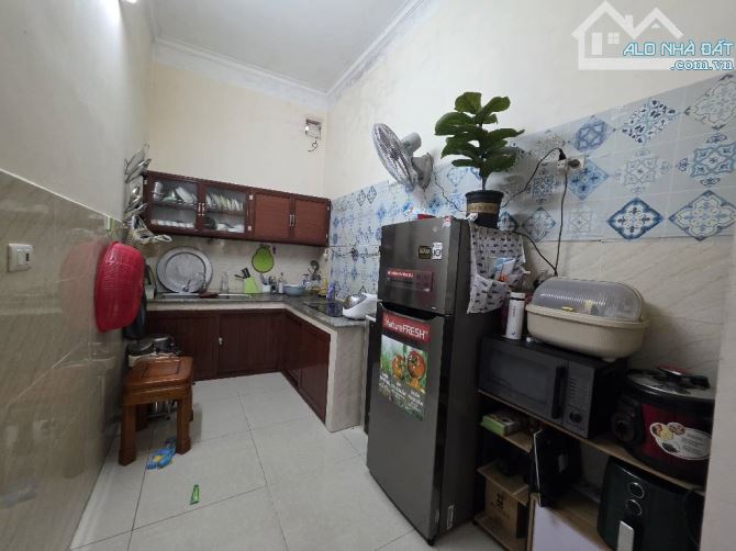 TRUNG TÂM THANH TRÌ, LÔ GÓC, SÁT Ô TÔ 4 TẦNG 35M2 5,6 TỶ