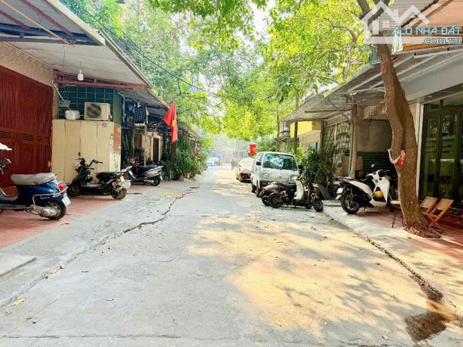 Bán Nhà Khu Phân Lô Tây Kết, đối diện BV Quân Đội, OTO, KD, 6 Tầng, Sổ vuông - Giá 6,15 Tỷ