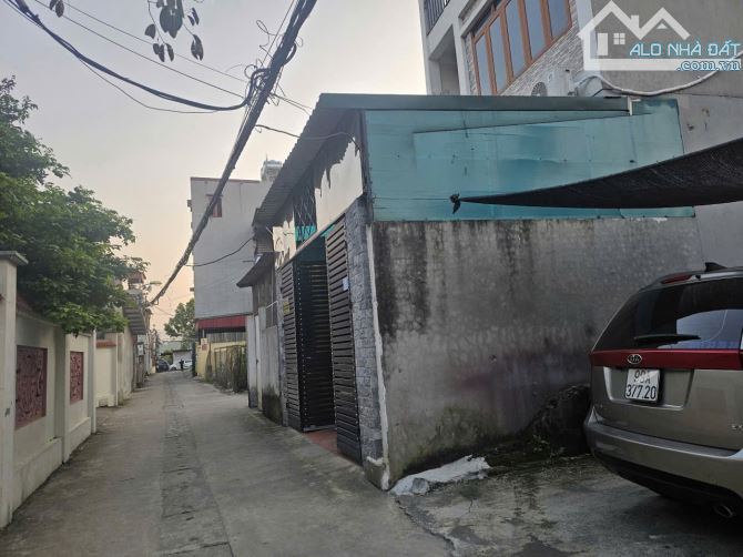 Bán đất thổ cư Vân Trại . dt 53m . mt 5.7m . hướng ĐB & Tb  . giá 1 tỷ 7