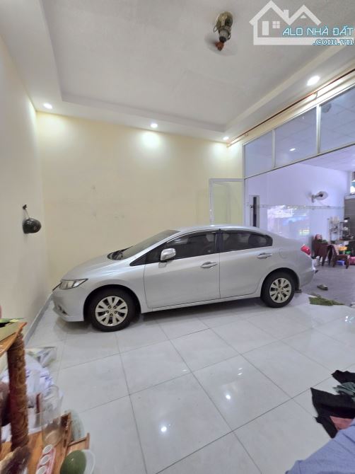MẶT TIỀN KINH DOANH – ĐOẠN ĐẸP NHẤT SÁT LÊ VĂN VIỆT – NGANG 5M VUÔNG VỨC – 11.2 Tỷ